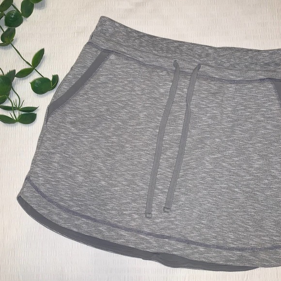 Athleta Dresses & Skirts - Athleta Techie Terry Skirt Gray Size Small
